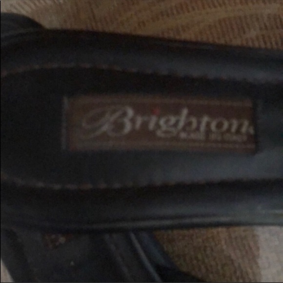Brighton slip on soft leather sandals SZ 7.5 - Picture 8 of 8